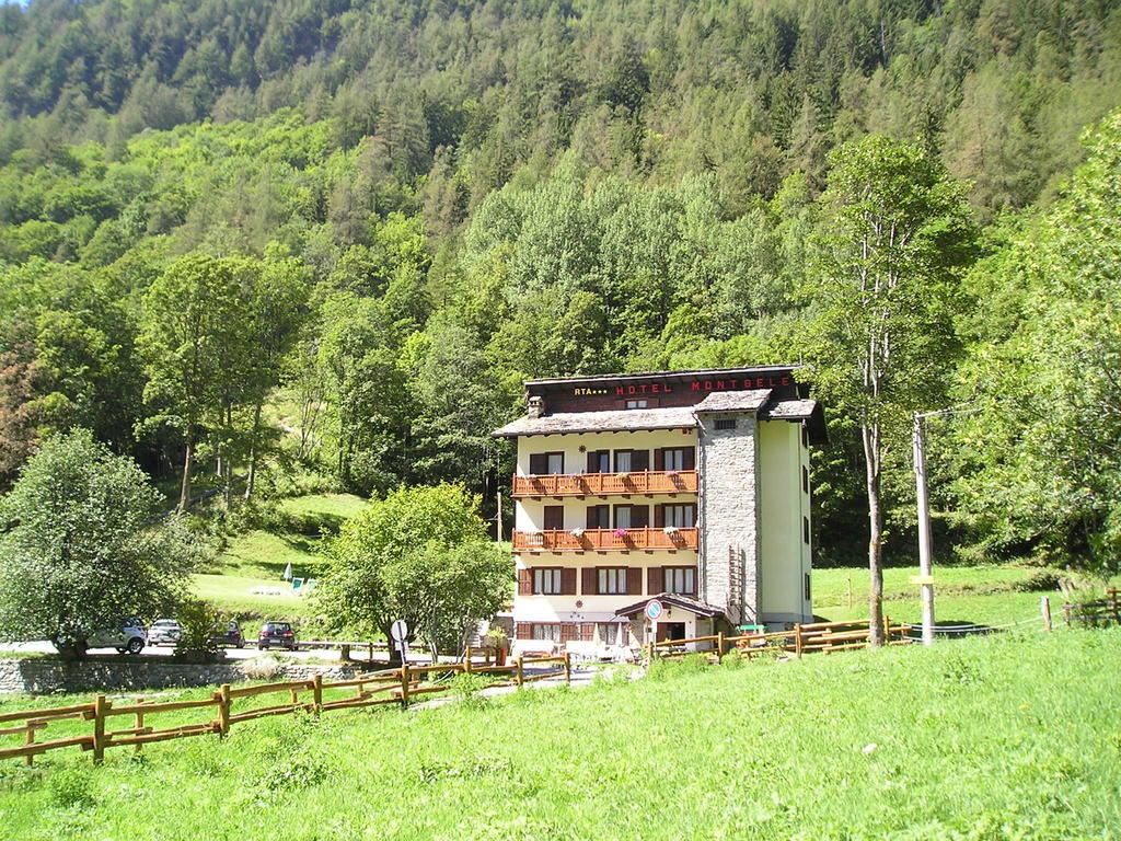 Mont Gele Hotel Ollomont Kültér fotó