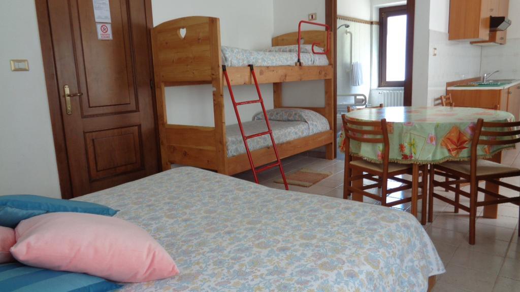 Mont Gele Hotel Ollomont Kültér fotó