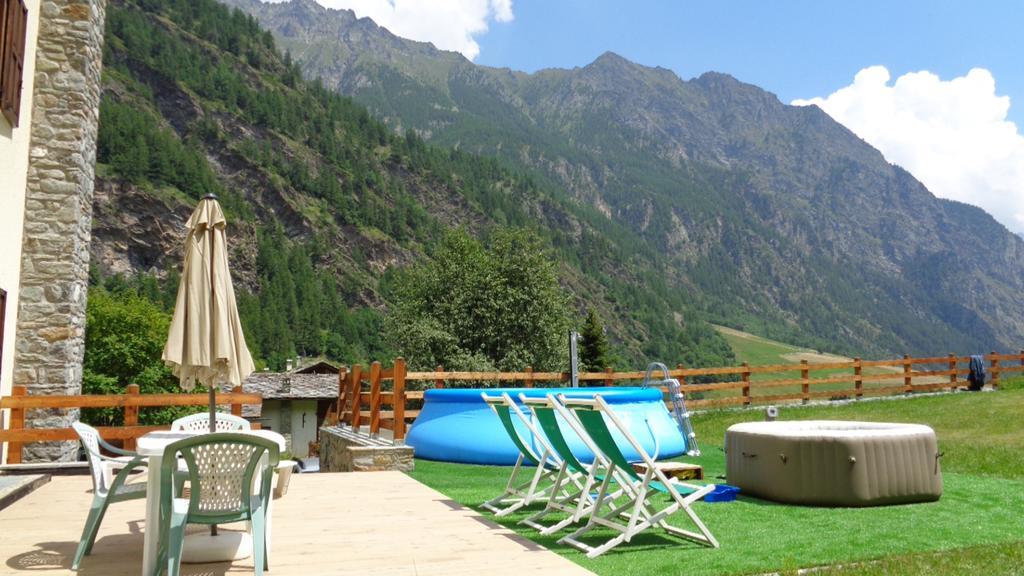 Mont Gele Hotel Ollomont Kültér fotó